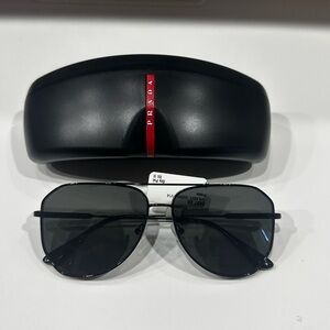 Prada Sunglasses in Black (Polarized)